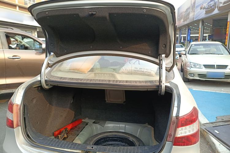 Used Dongfeng Aeolus A60 2014 1.6L Automatic Luxury Model