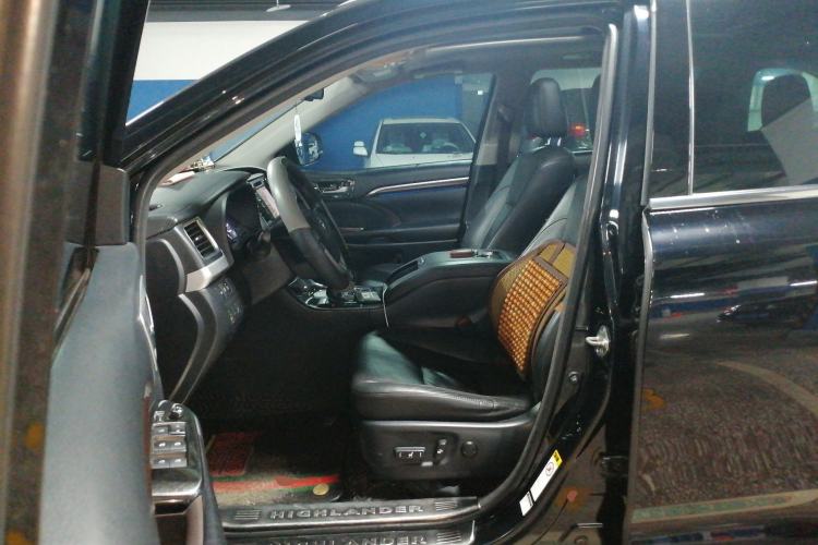 Used Toyota Highlander 2017 2.0T Four-Wheel Drive Ultimate Edition 7 Seats