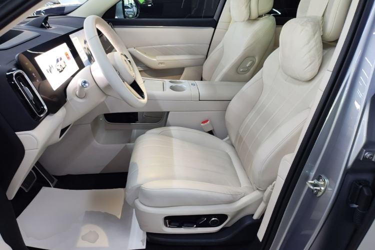 Used Hima AITO M8 2025 Extended-Range Ultra Version 53.4 kWh 5-Seater Edition
