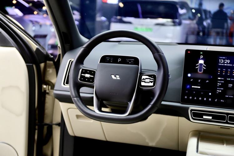 Used Li Auto L9 2022 Max model