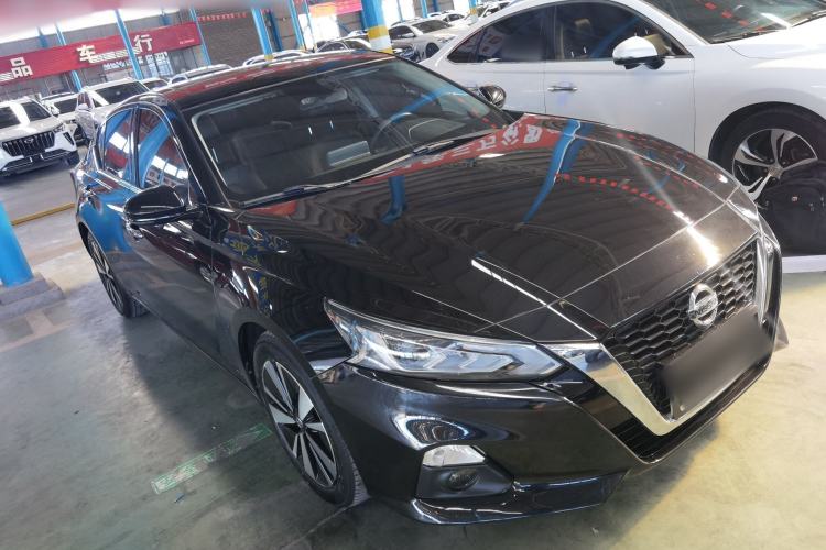 Used Nissan Teana 2021 2.0L XL Comfort Edition Front Right 45 Deg