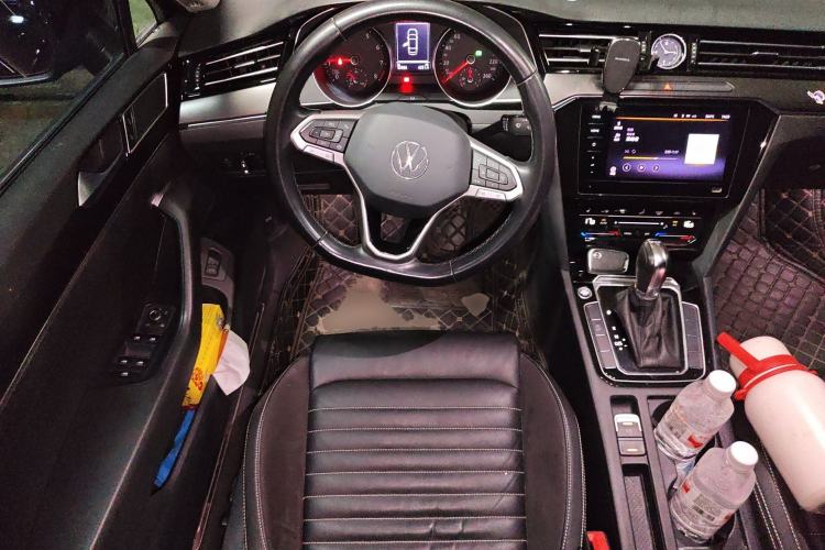 Used Volkswagen Magotan 2020 330TSI DSG Leading Model Steering Wheel