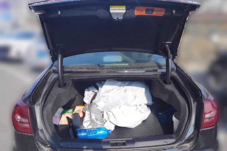 Used Hongqi H7 2017 1.8T Tech Model Trunk