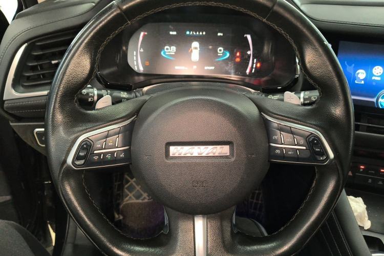 Used Haval F7 2020 1.5T Two-Wheel Drive i-Type Steering Wheel