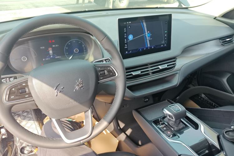 Used Hongqi E-QM5 2022 431 km Charge & Enjoy Edition Center Console