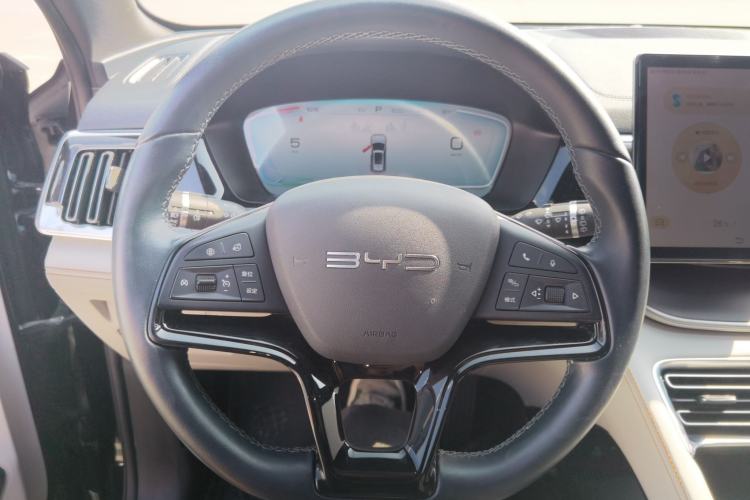 Used BYD Song PLUS New Energy 2023 Champion Edition DM-i 110KM Flagship Model
