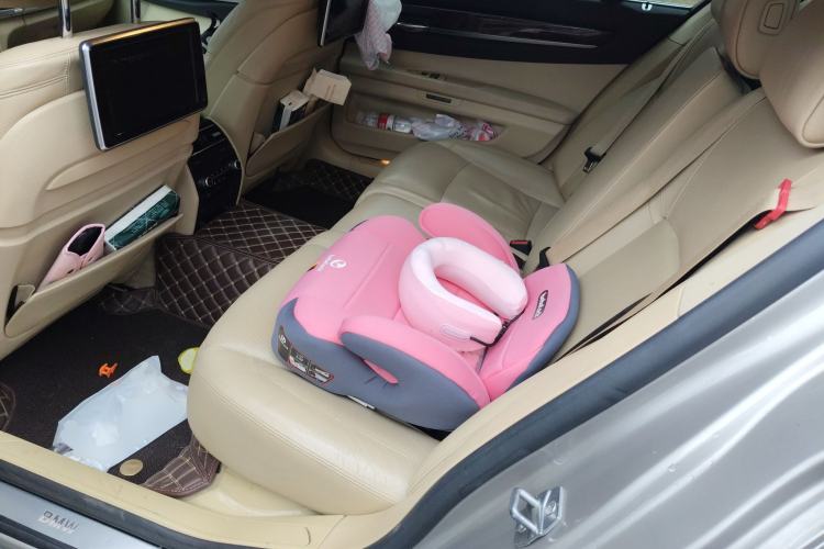 Used BMW 7 Series 2013 740Li xDrive Left Rear Seat