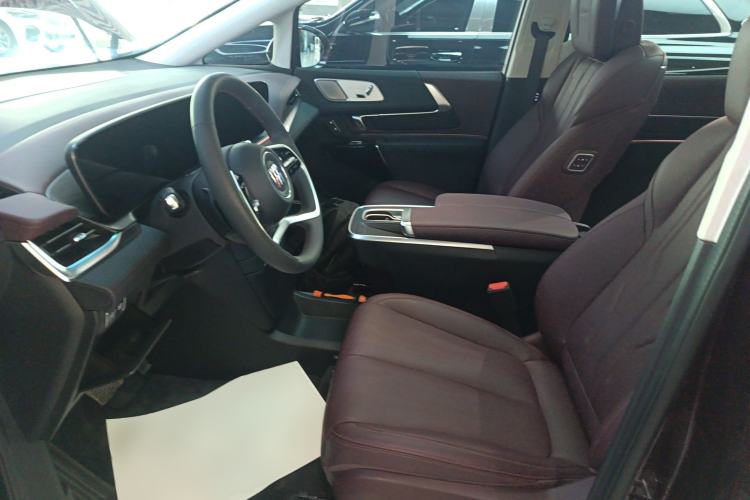 Used Buick Century 2023 2.0T Six-Seater Yinshi Edition