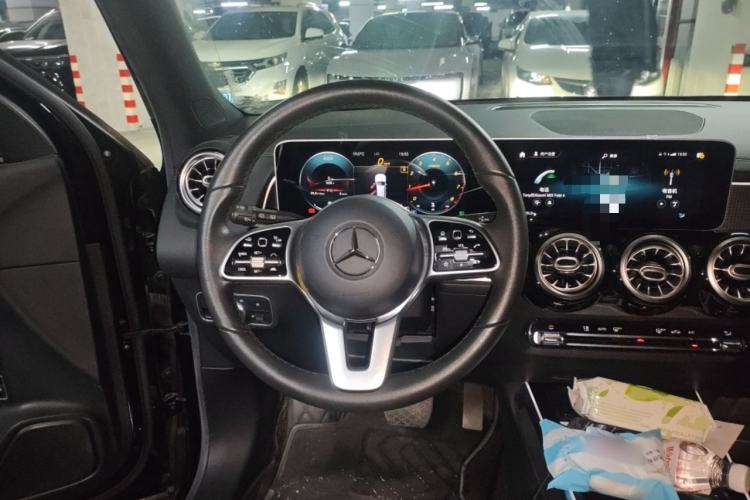 Used Mercedes-Benz GLB 2020 Facelift GLB 200 Fashion Edition Steering Wheel