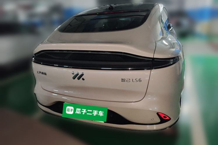 Used IM LS6 2023 Max Standard Edition Exterior 4