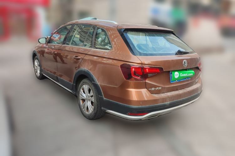 Used Volkswagen C-TREK 2017 230TSI DSG Comfort Version
