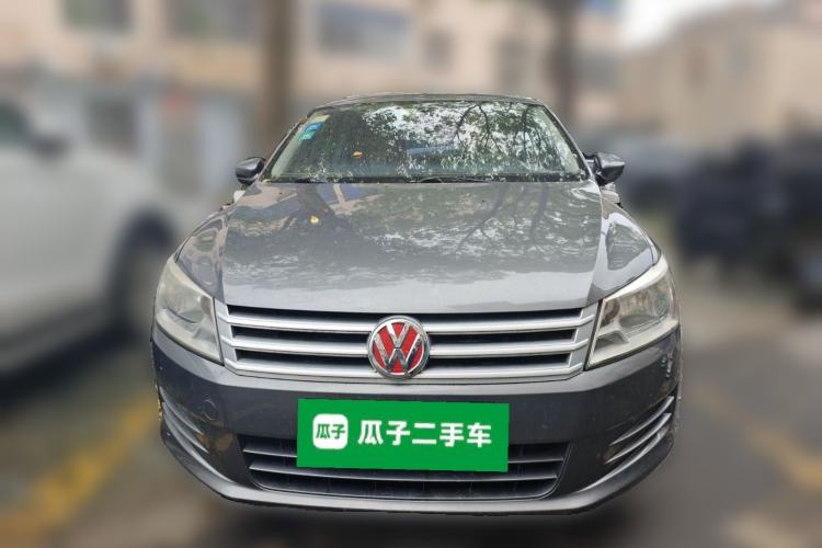 Used Volkswagen Santana 2013 1.6L Manual Fashion Edition Front