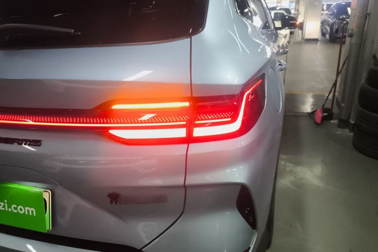 Used BYD Song PLUS New Energy 2023 Champion Edition DM-i 110KM Flagship PLUS Exterior 2