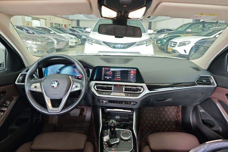 Used BMW 3 Series 2020 320i Sport Package
