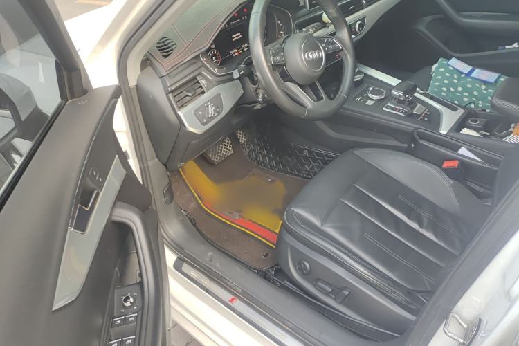 Used Audi A4L 2018 30th Anniversary Edition 40 TFSI Fashion Model