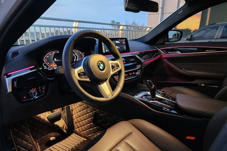 Used BMW 5 Series 2020 525Li M Sport Package