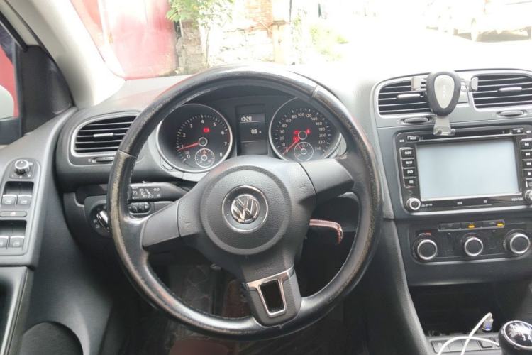 Used Volkswagen Golf 2012 1.6 Manual Comfort Edition
