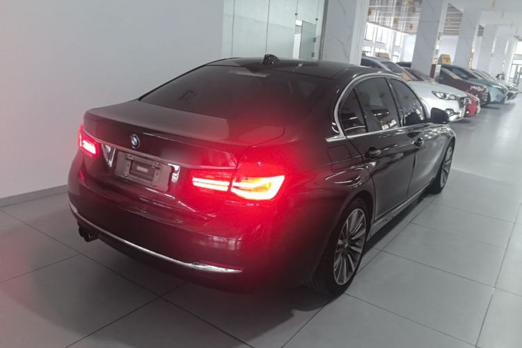 Used BMW 3 Series 2017 320Li Luxury Design Package
