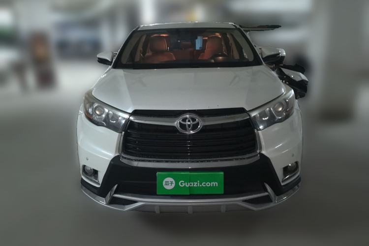 Used Toyota Highlander 2015 3.5L 4x4 Elite Edition 7-Seater Front