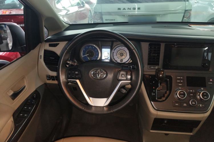 Used Toyota Sienna 2016 3.5L Two-Wheel Drive 7-Seater Parallel Import
