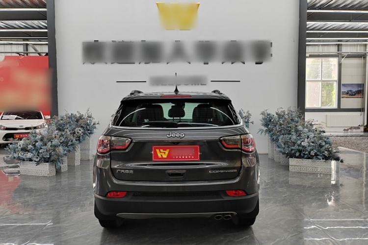 Used Jeep Compass 2020 220T Automatic Leading Edition
