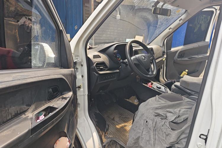 Used CHANGAN KAICHENG Ruixing EM60 2025 Passenger Version Comfort Edition 6 Seats 300 km Range Side-Hinged Doors Driver Seat