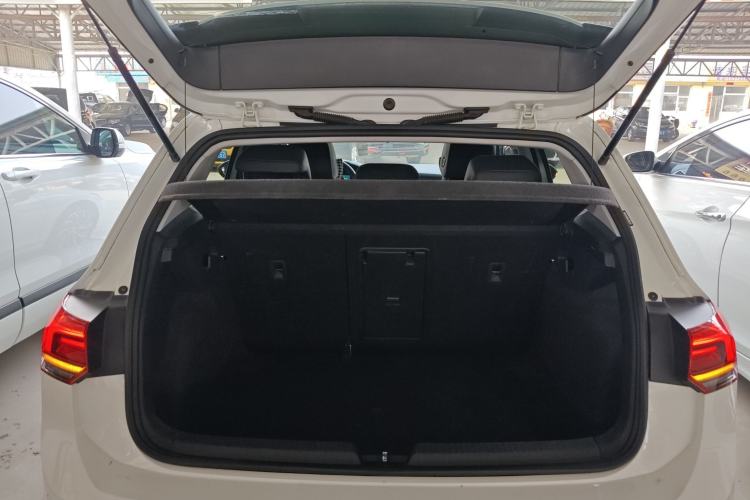 Used Volkswagen Golf 2021 280TSI DSG Pro Trunk