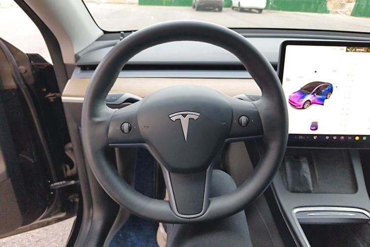 Used Tesla Model Y 2022 Rear-Wheel-Drive Version