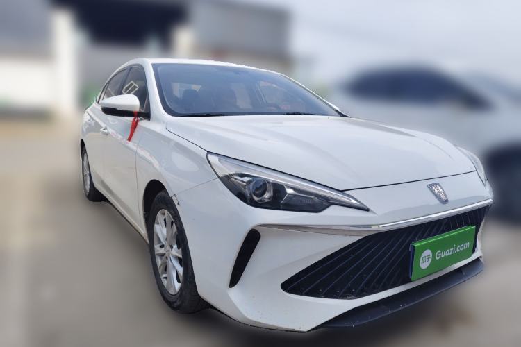 Used Roewe i5 2023 1.5L Manual Excellence Edition Front Right 45 Deg