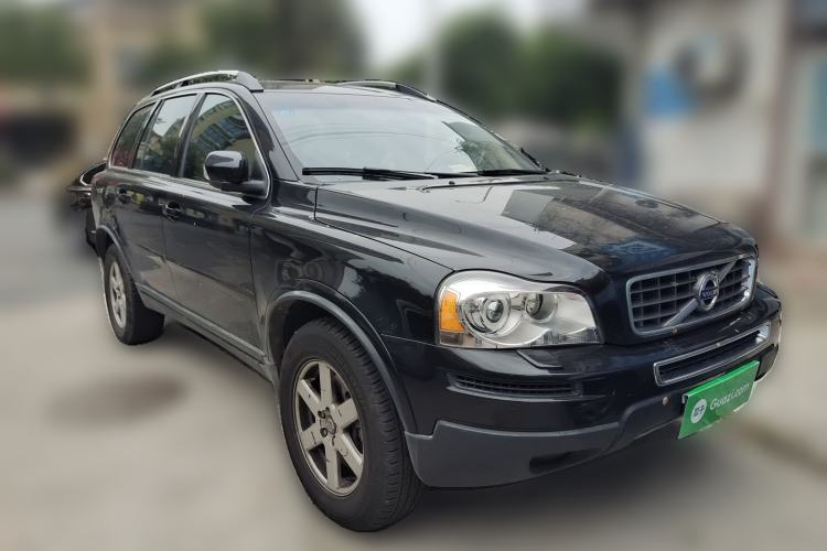 Used Volvo XC90 2012 Revised Version 2.5T Luxury Edition Front Right 45 Deg