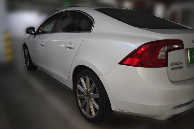 Used Volvo S60 New Energy 2015 S60L E-Drive Hybrid T6 Smart Drive Edition
