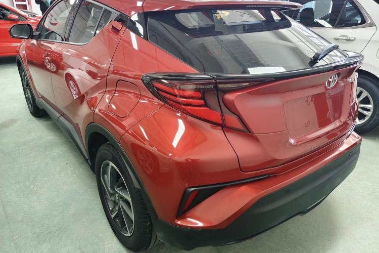 Used Toyota C-HR 2021 2.0L Luxury Edition Exterior 6