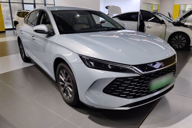 Used BYD Qin L 2024 DM-i 80KM Leading Model
