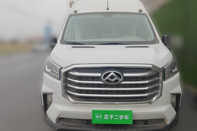 Used SAIC MAXUS V90 RV 2021 2.0T Travel Master V90 Self-Propelled Class B RV Deluxe Edition with a Horizontal Bed Front