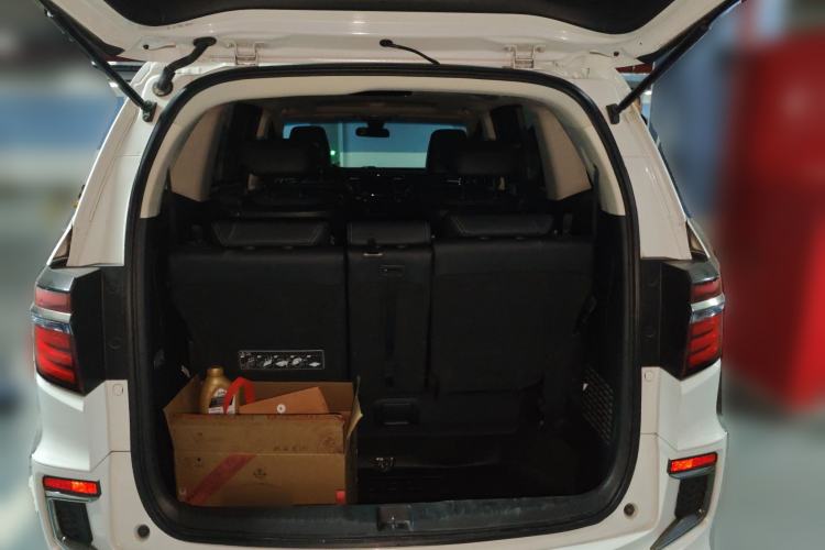 Used Honda Elysion 2019 2.0L Hybrid Luxury Edition
