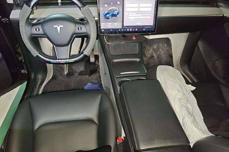 Used Tesla Model Y 2024 Rear-Wheel-Drive Version