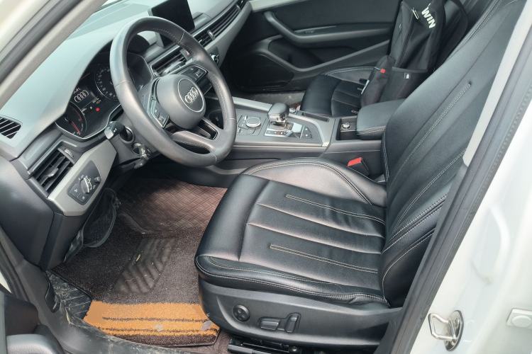 Used Audi A4L 2018 30th Anniversary Edition 40 TFSI Trendy Model
