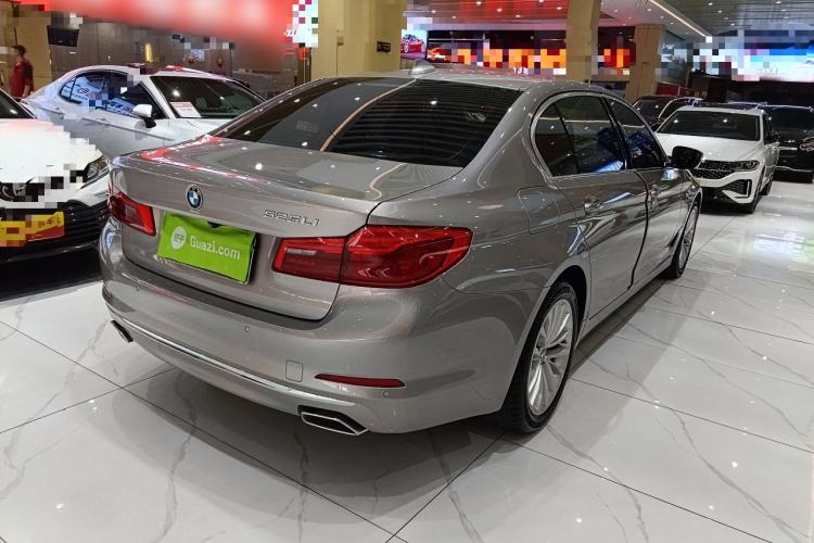 Used BMW 5 Series 2019 525Li Luxury Package
