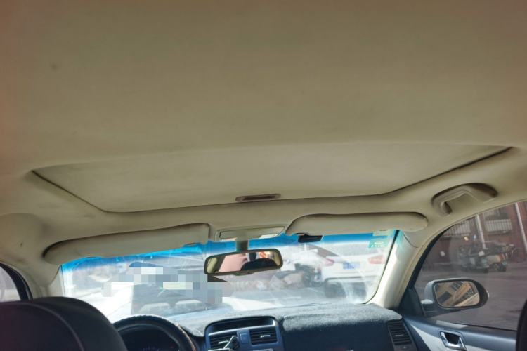 Used BYD G6 2012 1.5TI Manual Luxury Edition
