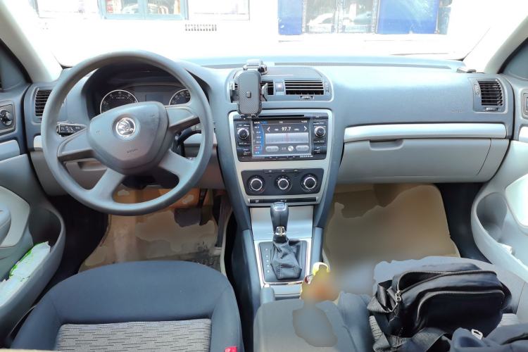 Used Skoda Octavia 2014 1.6L Automatic Yijie Edition
