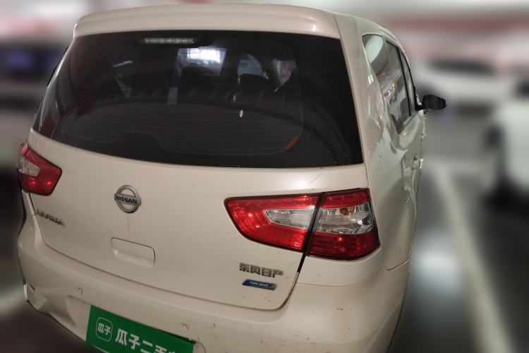 Used Nissan Livina 2013 1.6XE Manual Comfort Edition Rear