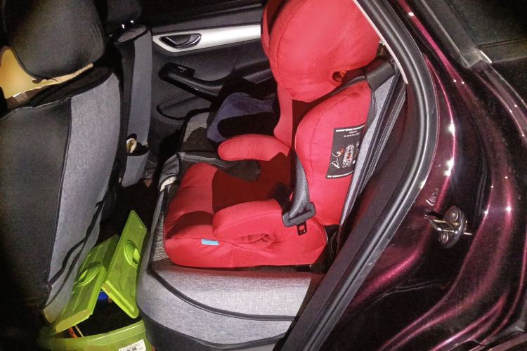 Used Zotye SR7 2016 1.5T CVT Cube Heart Edition China IV Standard Left Rear Seat