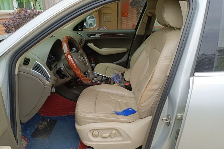 Used Audi Q5 2011 2.0TFSI Comfort Version Left Front Seat