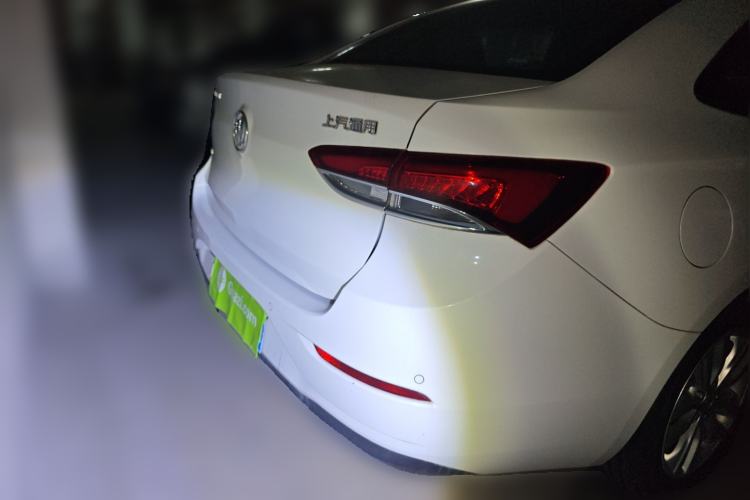 Used Buick GT 2018 15T Dual-Clutch Elite Model China V Standard Rear