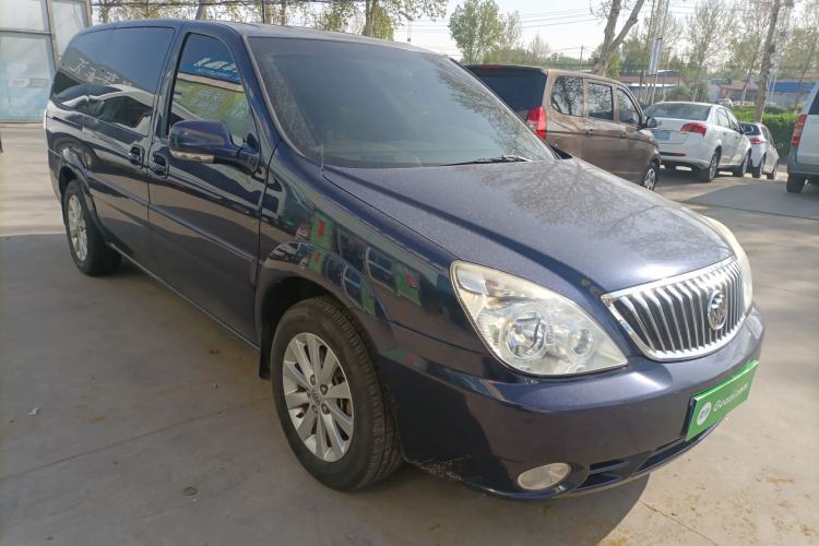 Used Buick GL8 2014 2.4L Classic Edition Front Right 45 Deg