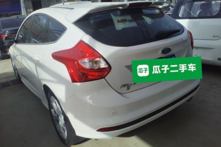 Used Ford Focus 2012 Hatchback 2.0L Automatic Luxury Sport Model
