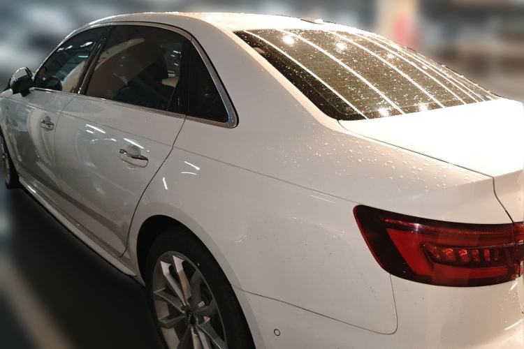 Used Audi A4L 2019 40 TFSI Fashion Edition China VI Emission Standard Rear Left 45 Deg