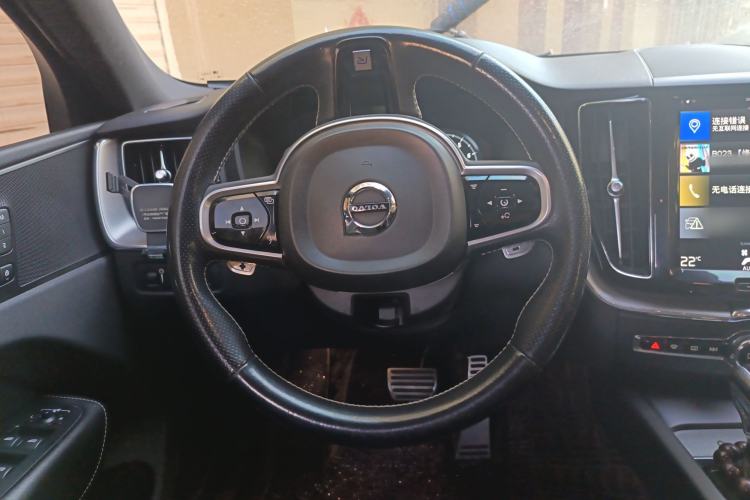 Used Volvo XC60 2018 T5 4x4 Smart & Sporty Edition