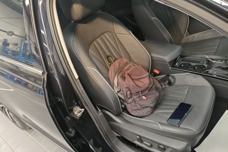 Used Volkswagen Passat 2022 330TSI Starry Luxury Edition