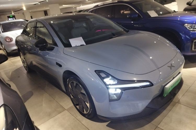 Used XPeng MONA M03 2025 600 with Ultra-Long Range Max Front Right 45 Deg